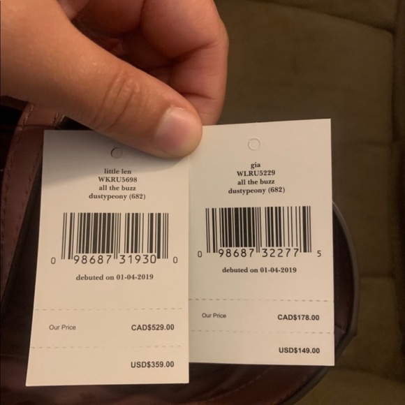 NOT FOR SALE...Kate spade wristlet - Picture 7 of 8